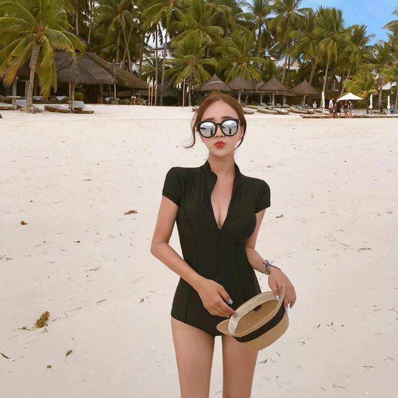 SCUBATREK女士温泉泳衣女连体遮肚黑色性感显瘦聚拢比基尼泳装