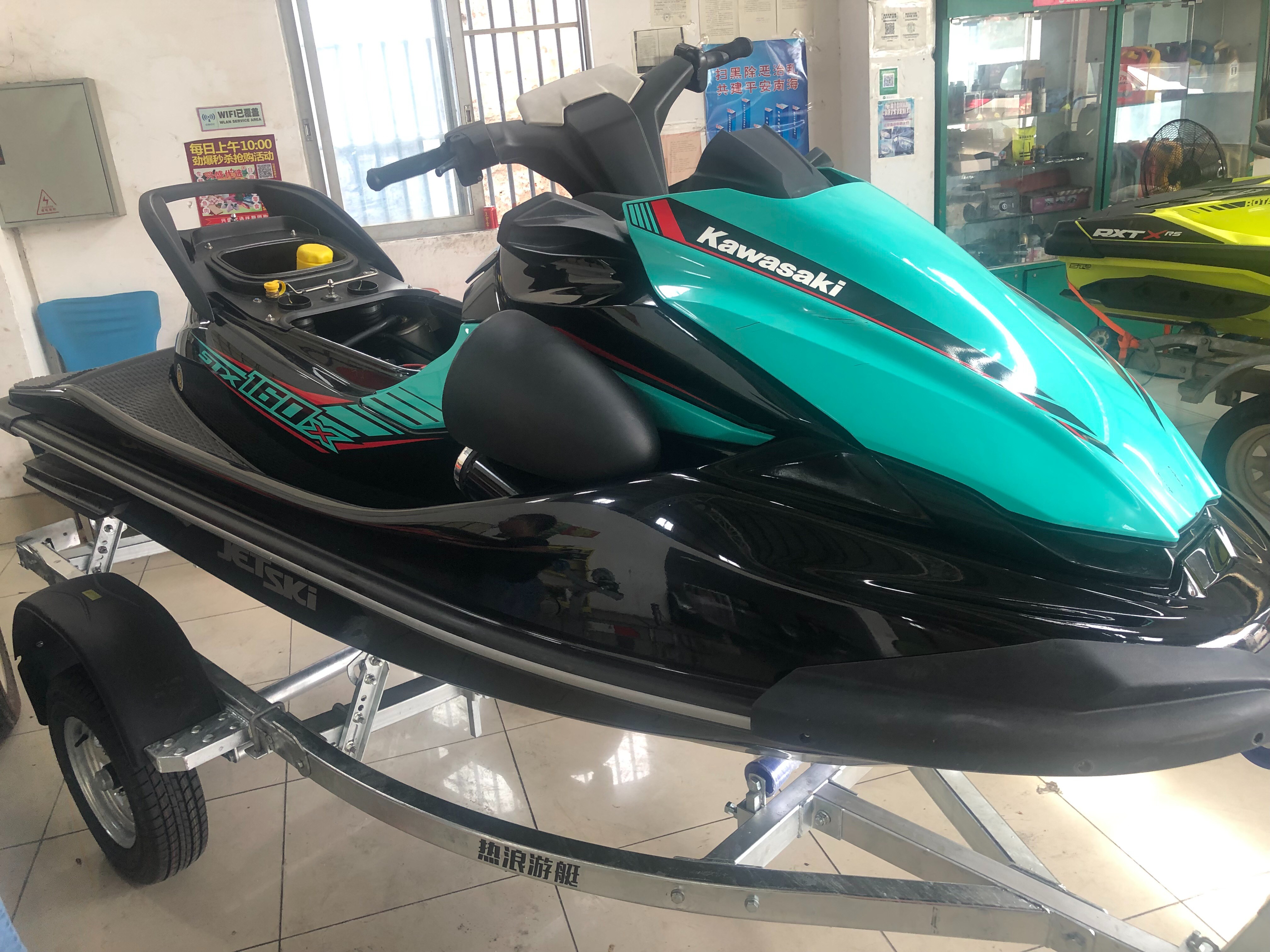 出2020川崎15f 18小时 最耐用的摩托艇 排量1500 马力160