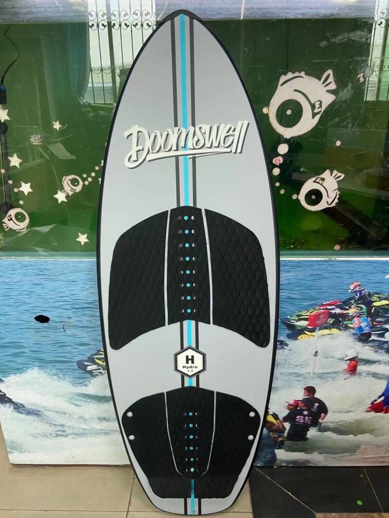 DOOMSWELL蓝白色56 142cm冲浪板